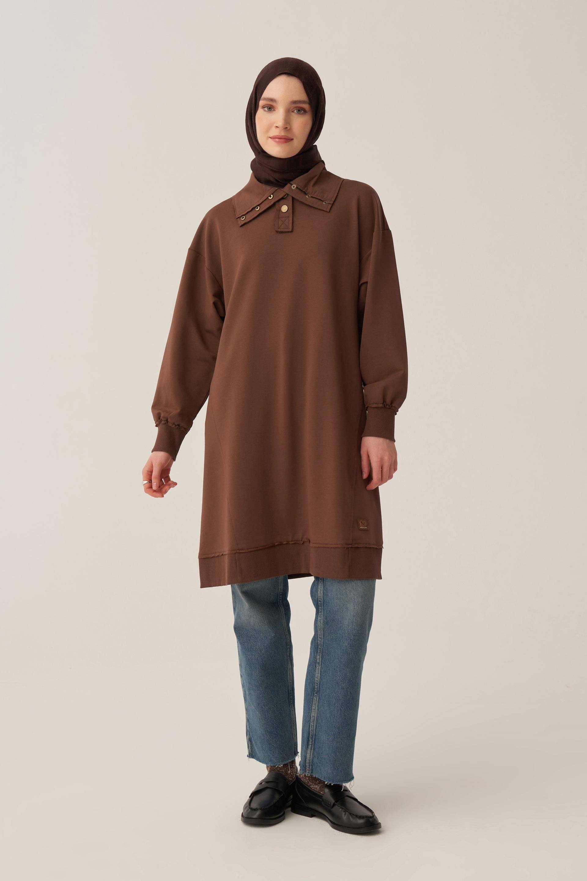 Kahve-Yarım Patlı Yırtmaçlı Keten Tunik