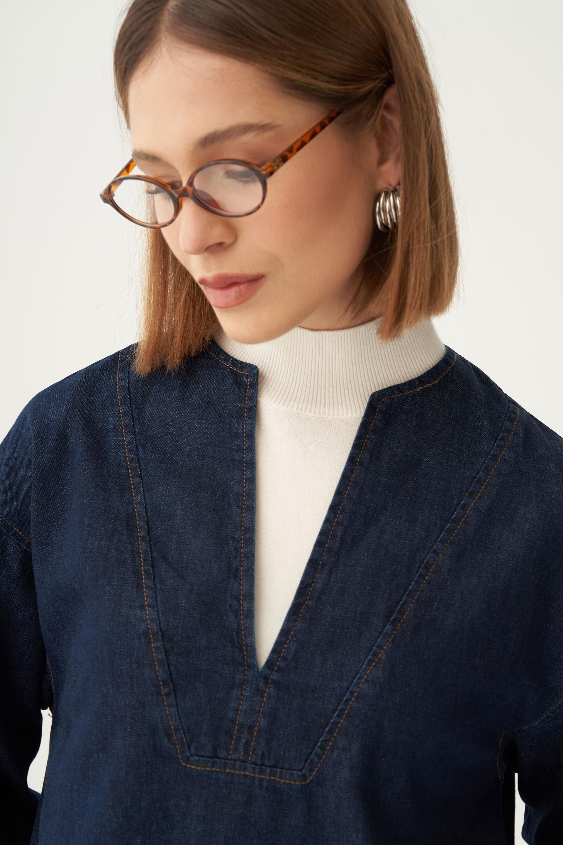 Koyu Mavi-V Yaka Denim Gömlek Tunik