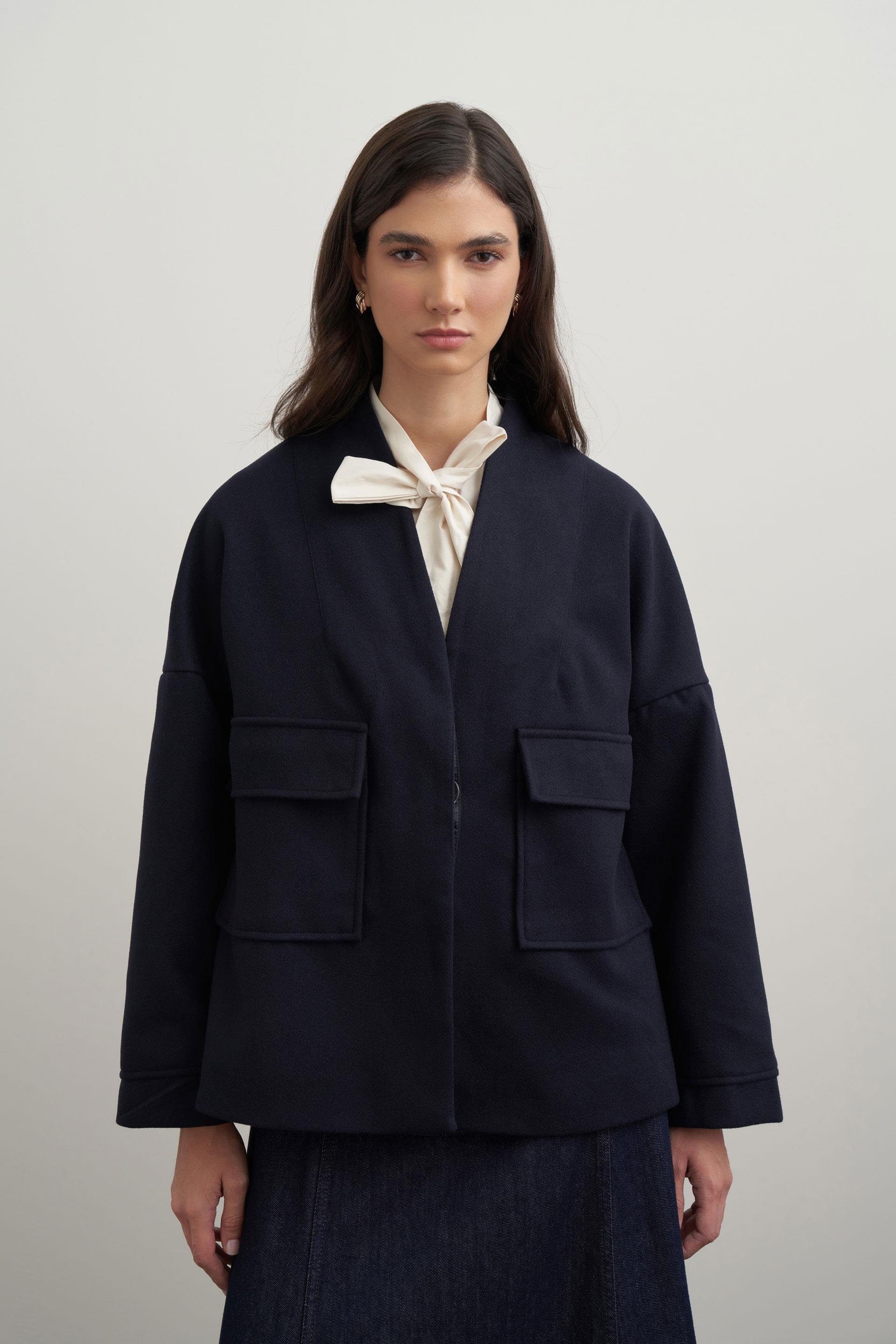 Lacivert-Cepli Kısa Kaşe Ceket