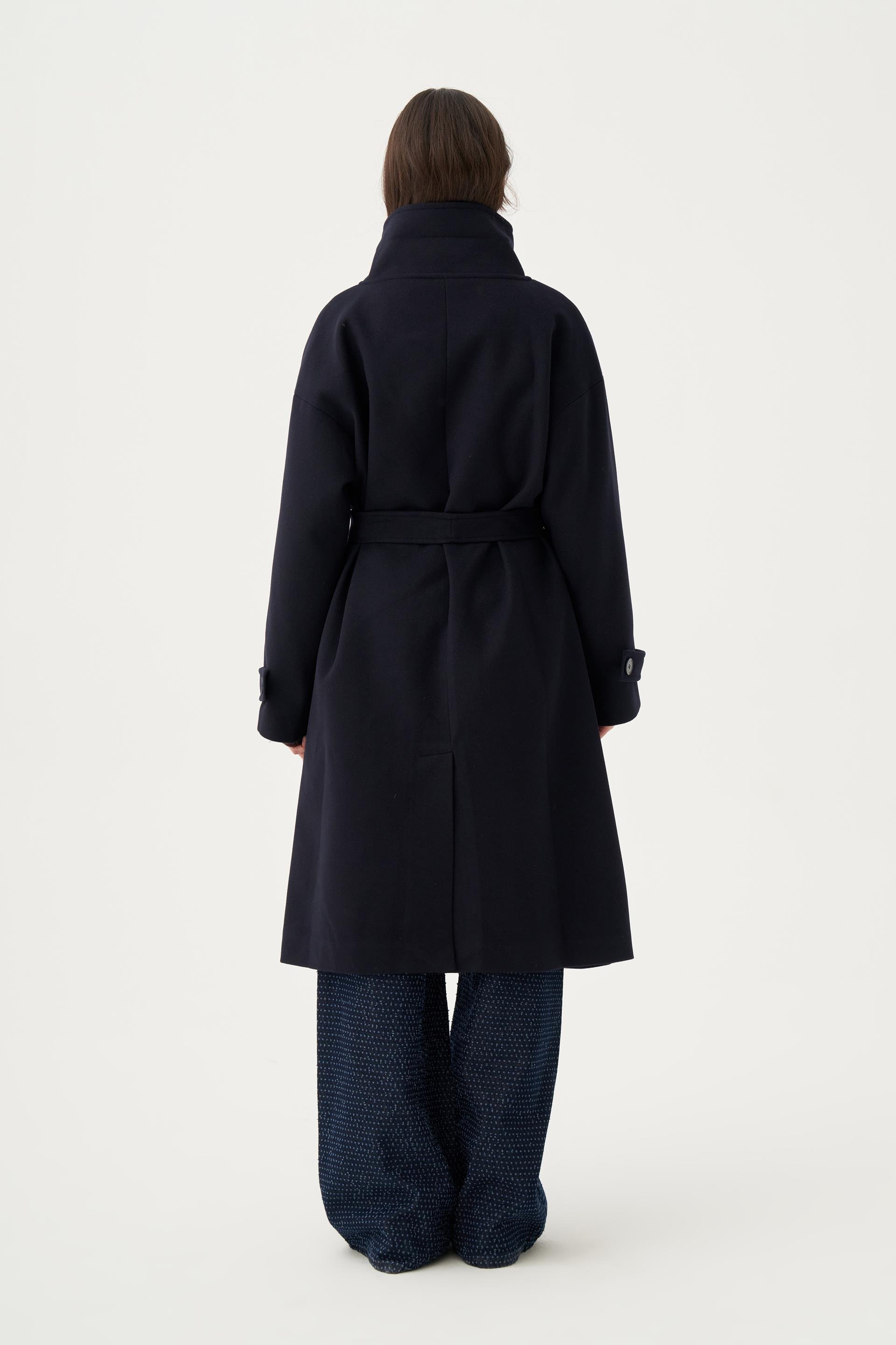 Lacivert-Hakim Yakalı Kaşe Kaban