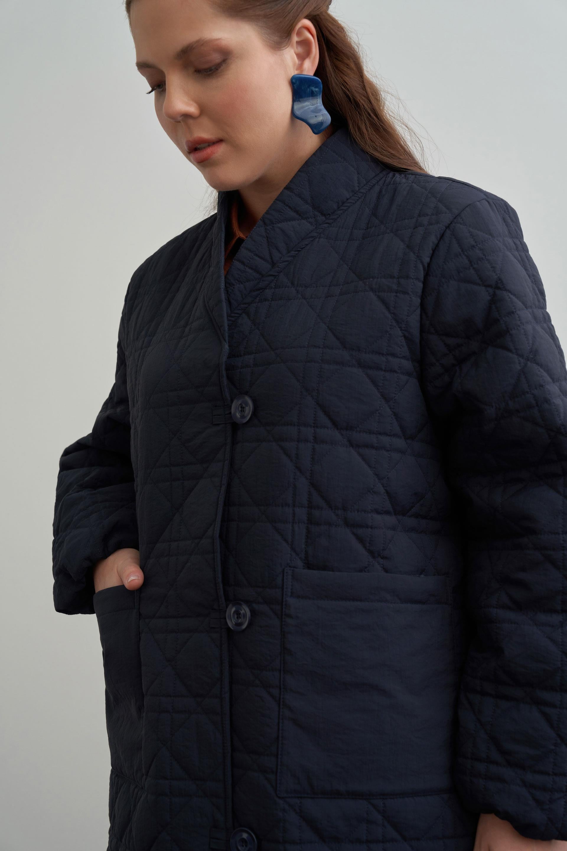 Lacivert-Kapitone Mont