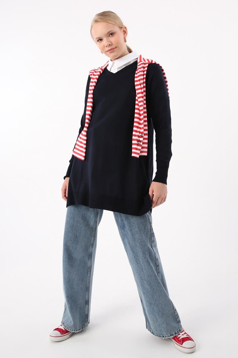 V Yaka Triko Tunik