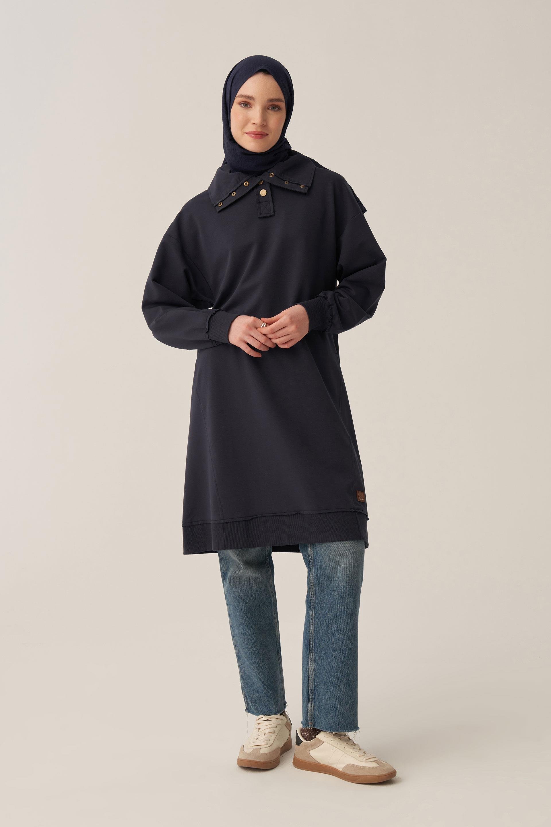 Lacivert-Yarım Patlı Yırtmaçlı Keten Tunik