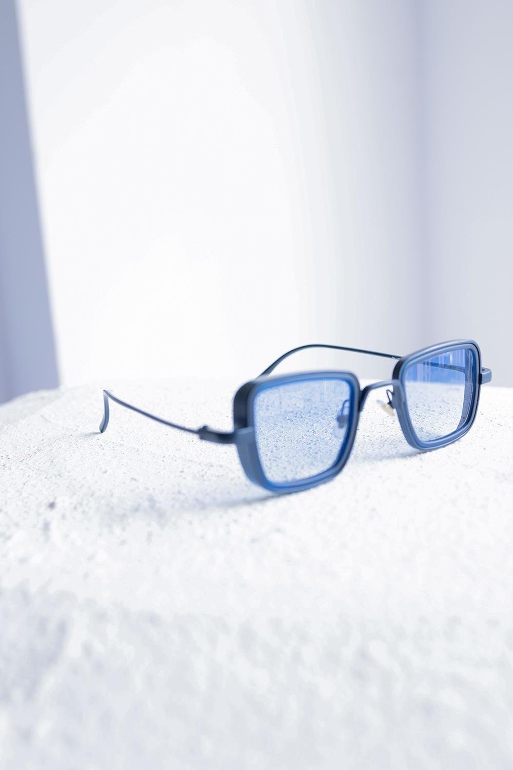 Mavi-Güneş Gözlüğü