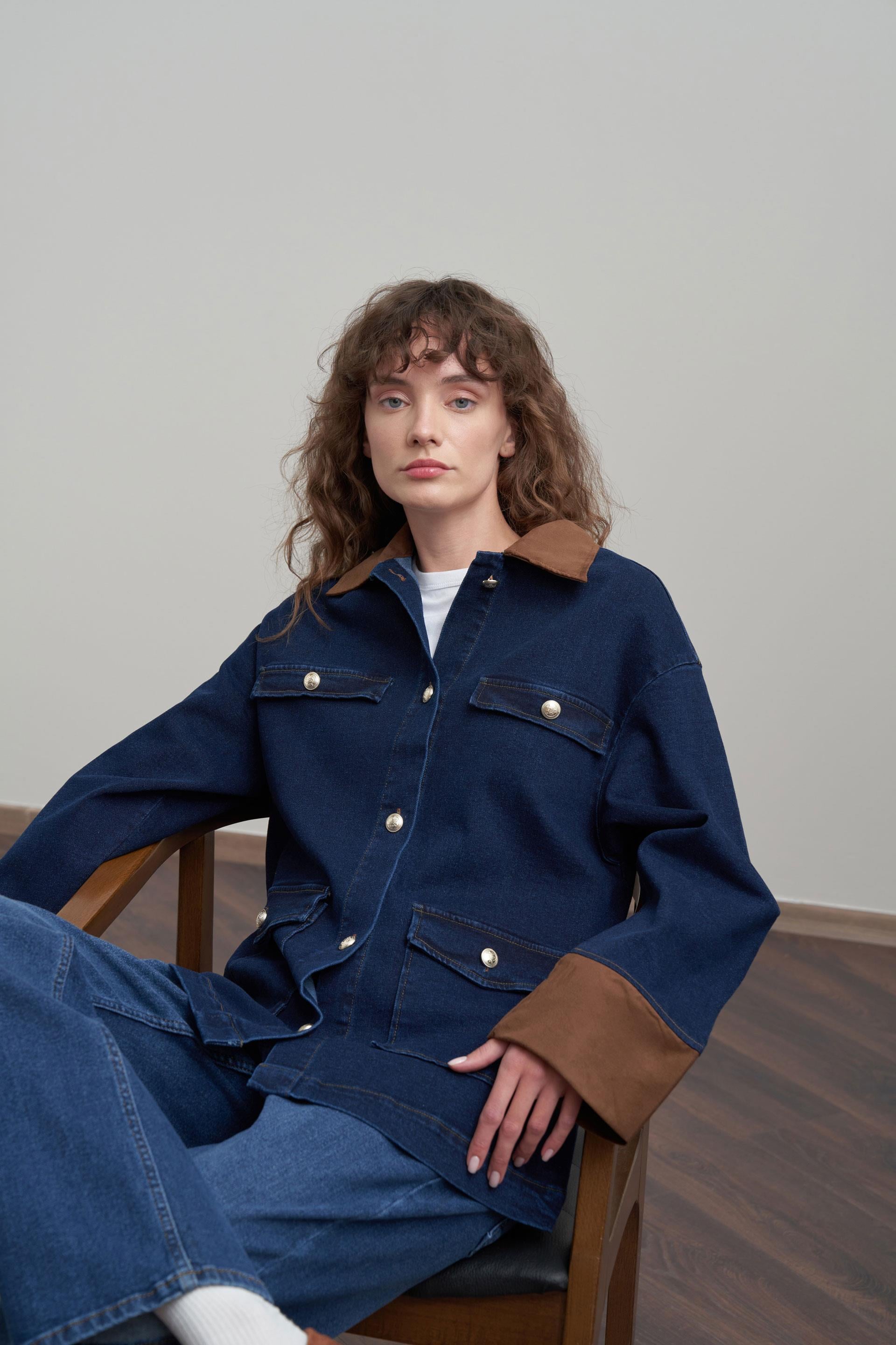 Mavi-Süet Garnili Denim Ceket