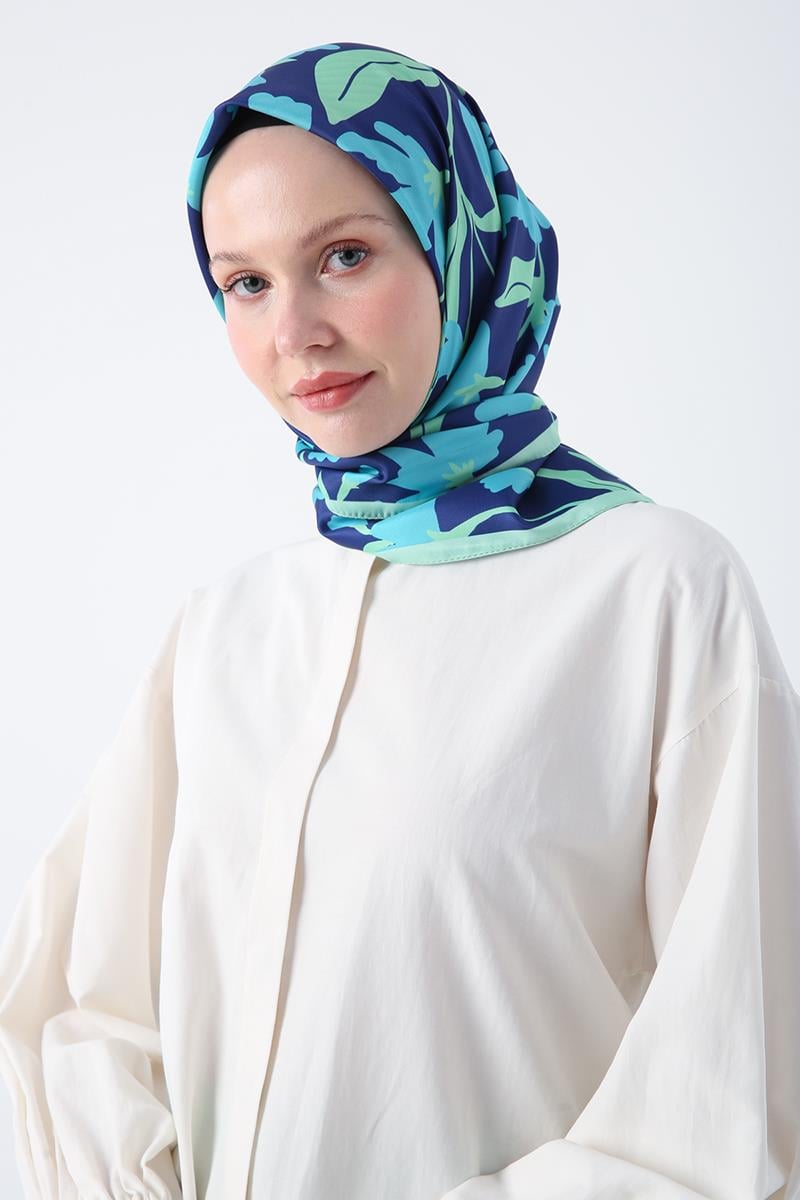 Patterned Twil Nora Scarf