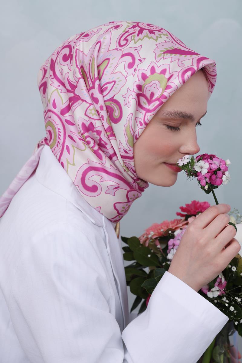 Patterned Twil Nora Scarf