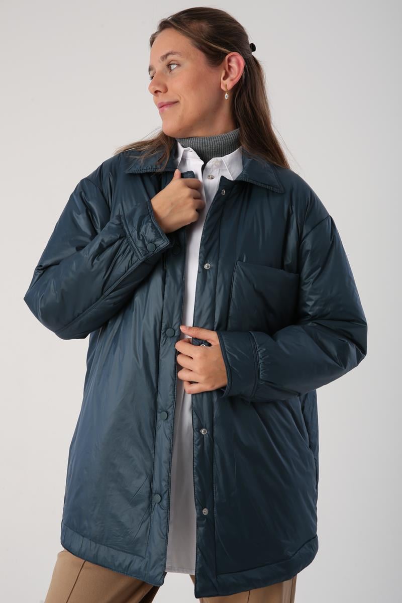 Oversize Çıtçıtlı Gömlek Yaka Mont