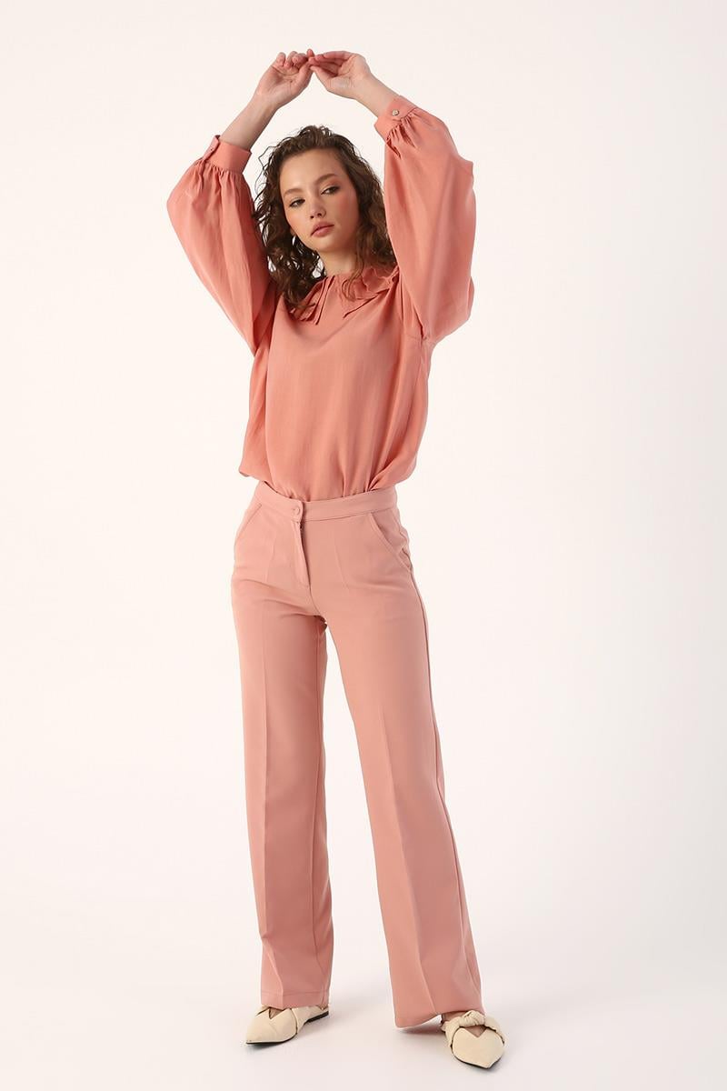 Wide Leg Pants With Pockets