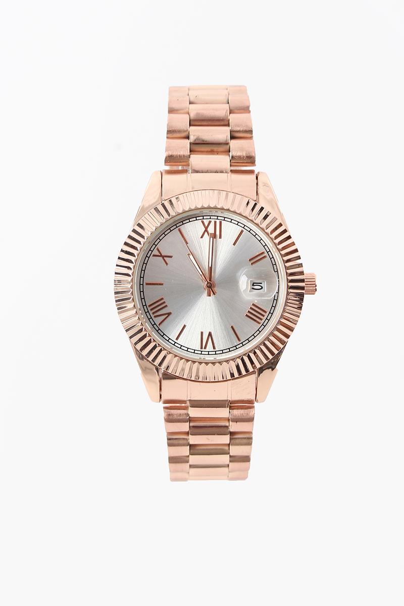 Round Dial Wrist Watch