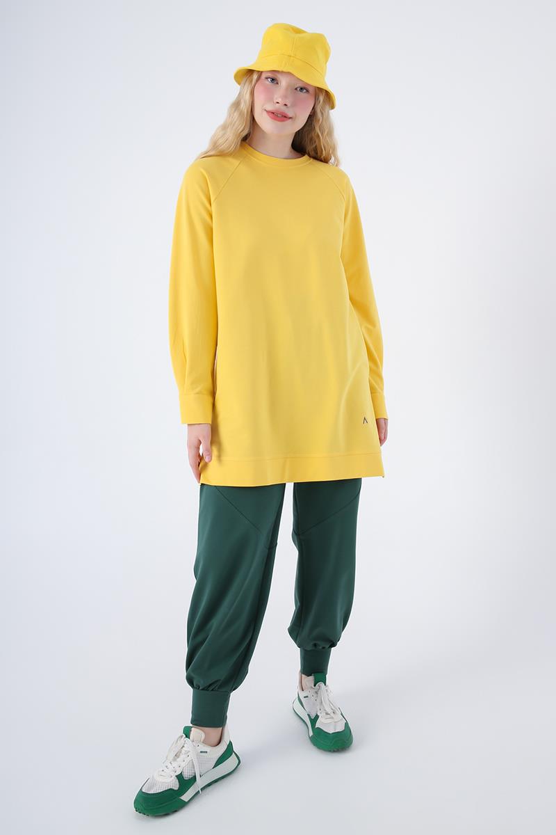 Pamuklu Reglan Kol Manşetli Yanları Yırtmaçlı Sweat Tunik
