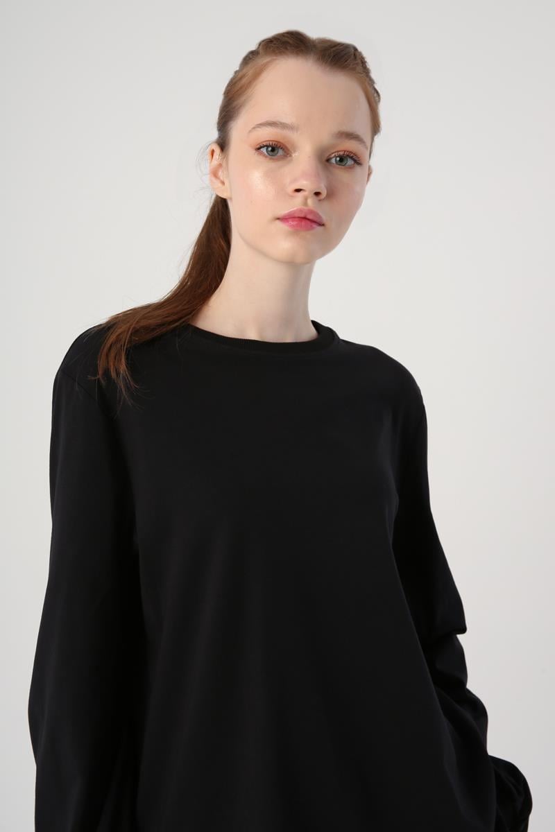 Crew Neck Sleeve End Pleated Cotton Blouse