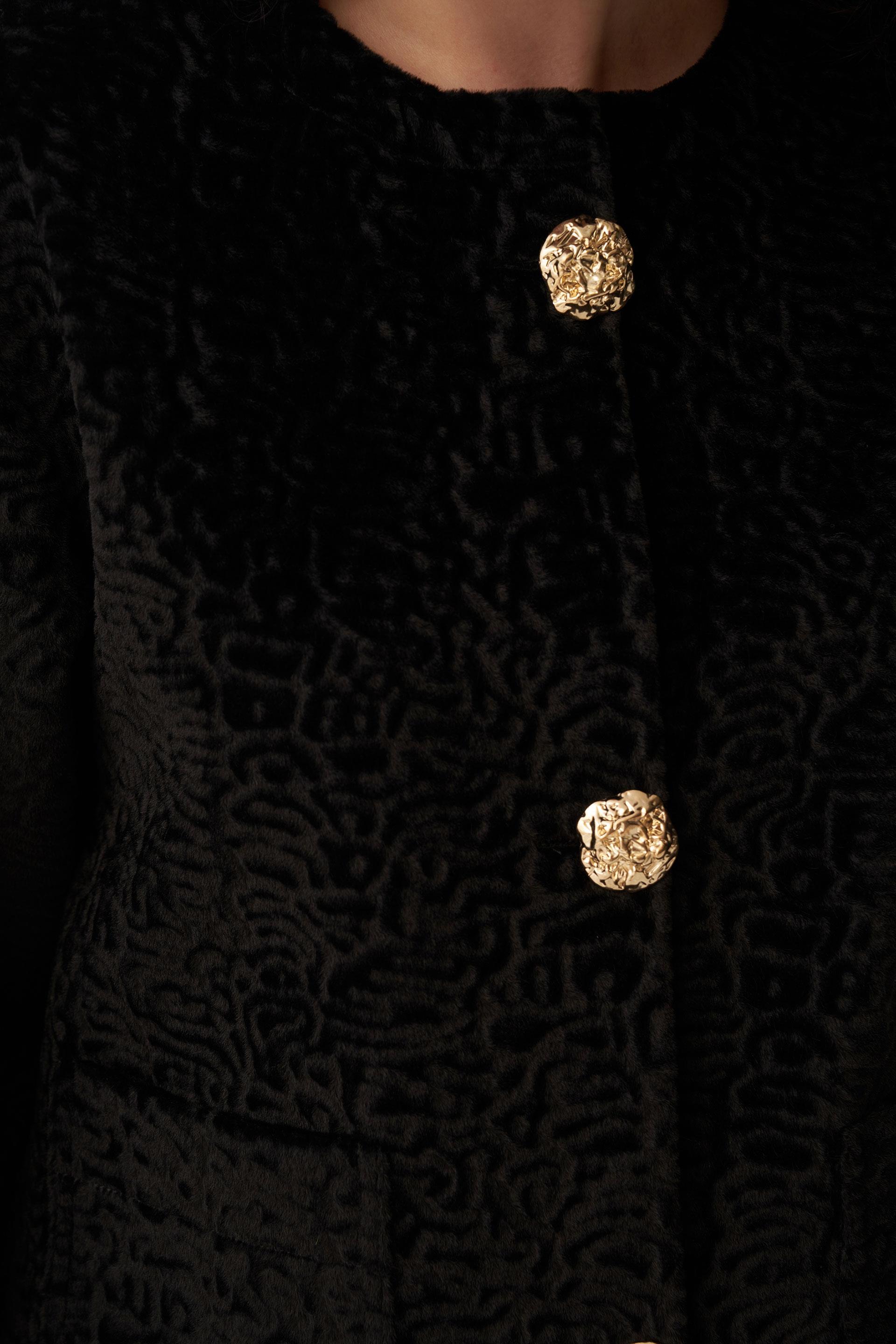 Siyah-Büyük Gold Düğmeli Kaşe Ceket