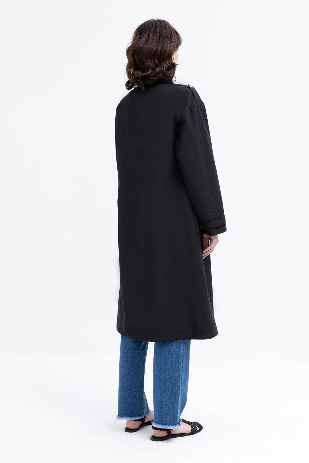 Siyah-Cepli Rüzgarlıklı Trençkot