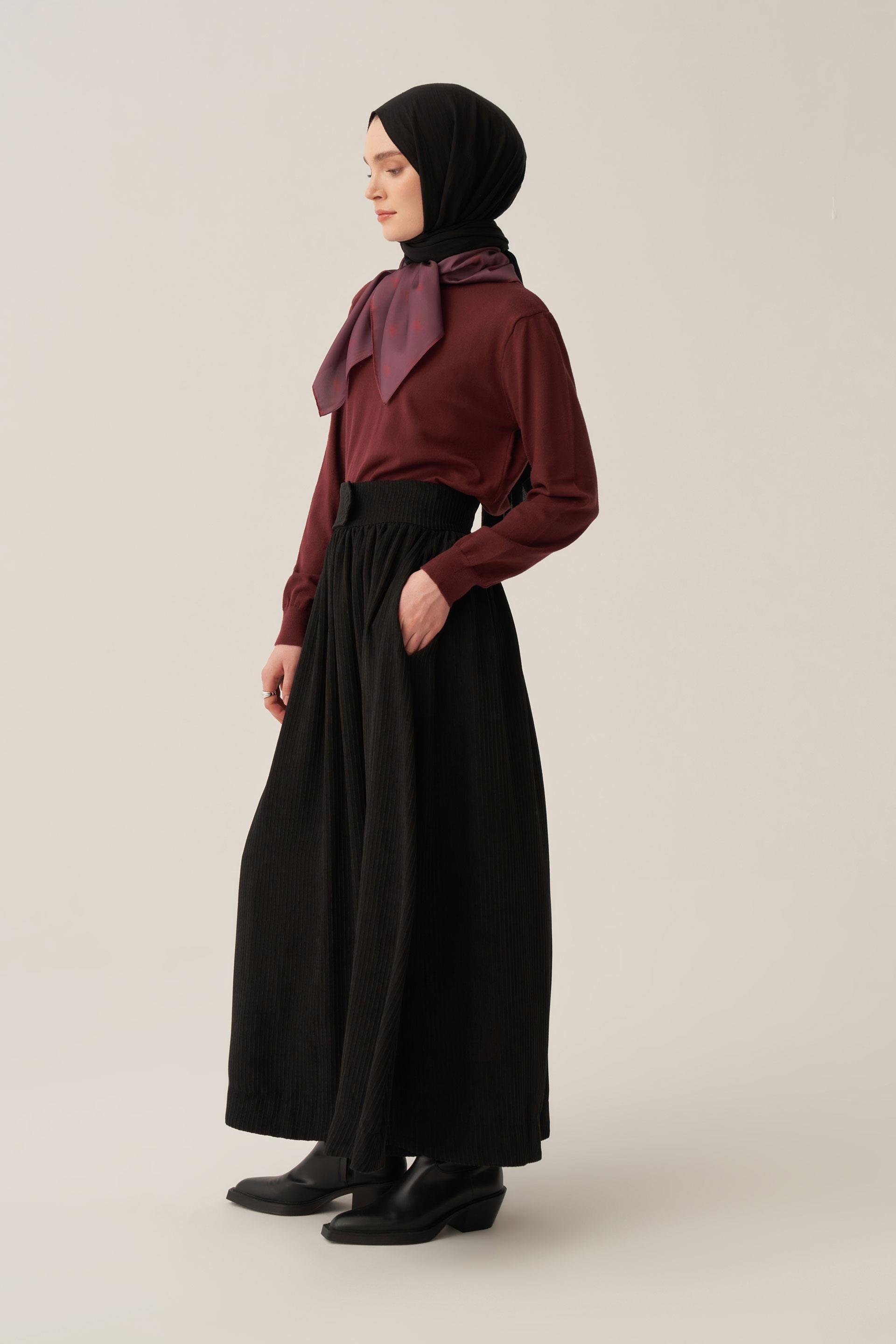 Siyah-Fitilli Kadife Kloş Etek