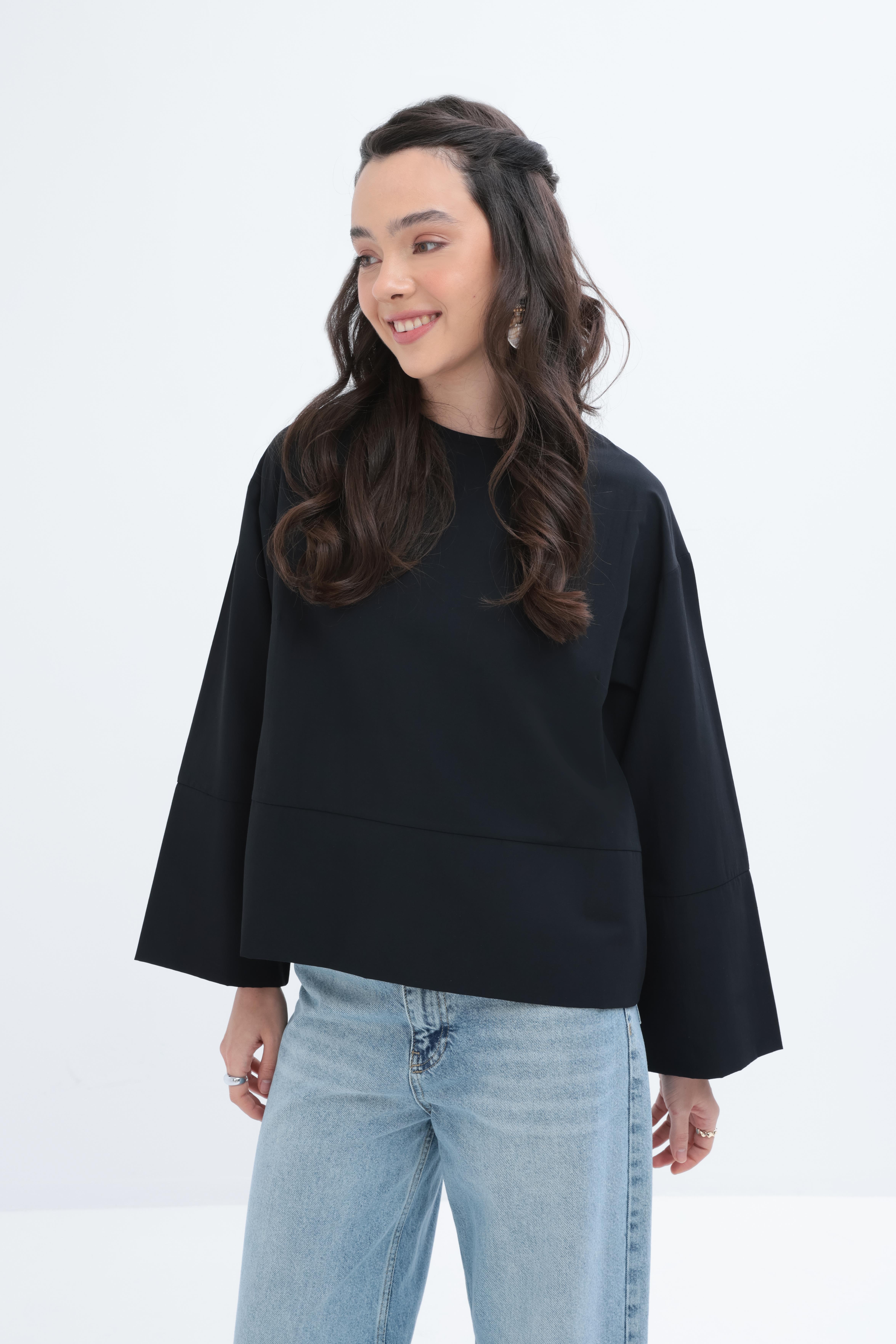 Siyah-Geniş Manşetli Bluz