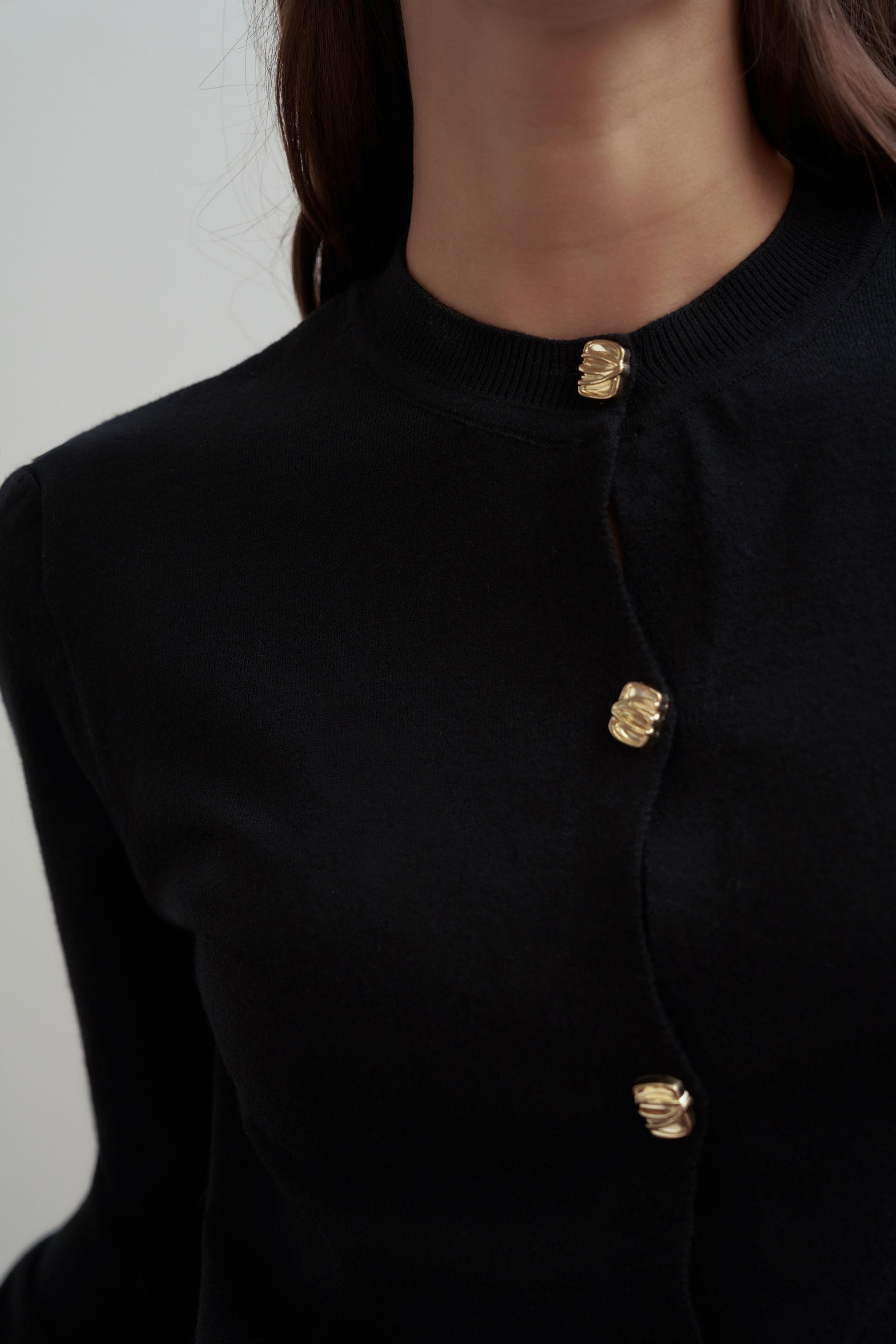 Siyah-Gold Dügmeli Hırka