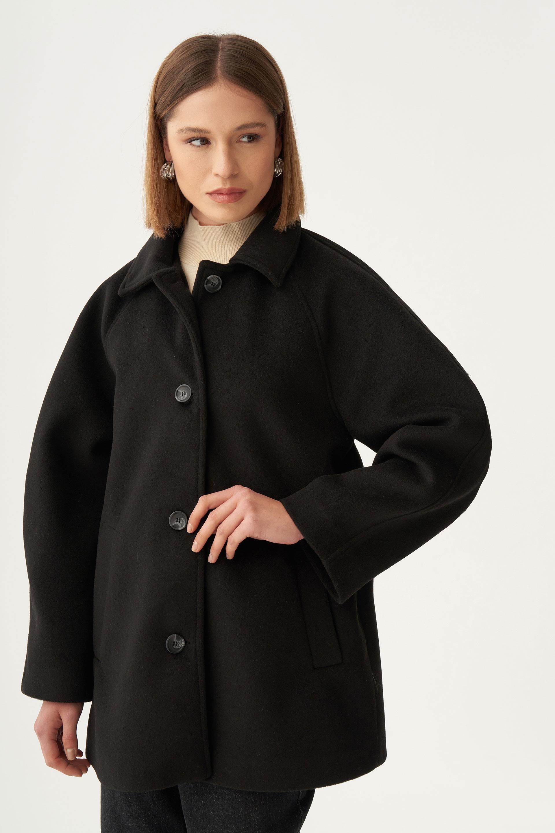 Siyah-Gömlek Yakalı Kaşe Kaban