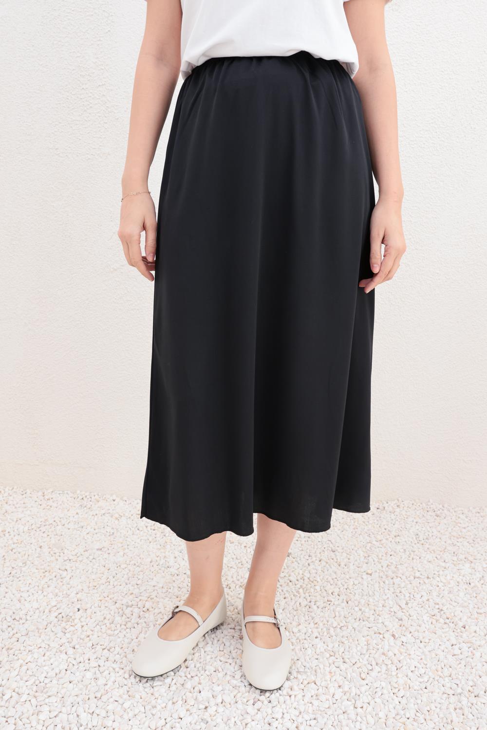 Siyah-Jarse Beli Lastikli Etek Astarıı