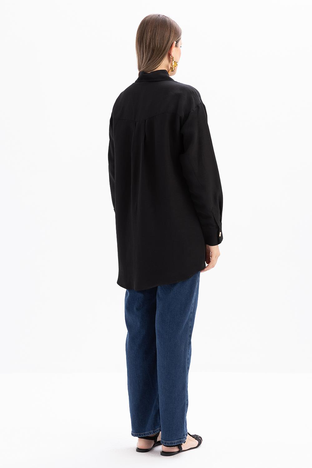 Siyah-Nakışlı Keten Gömlek