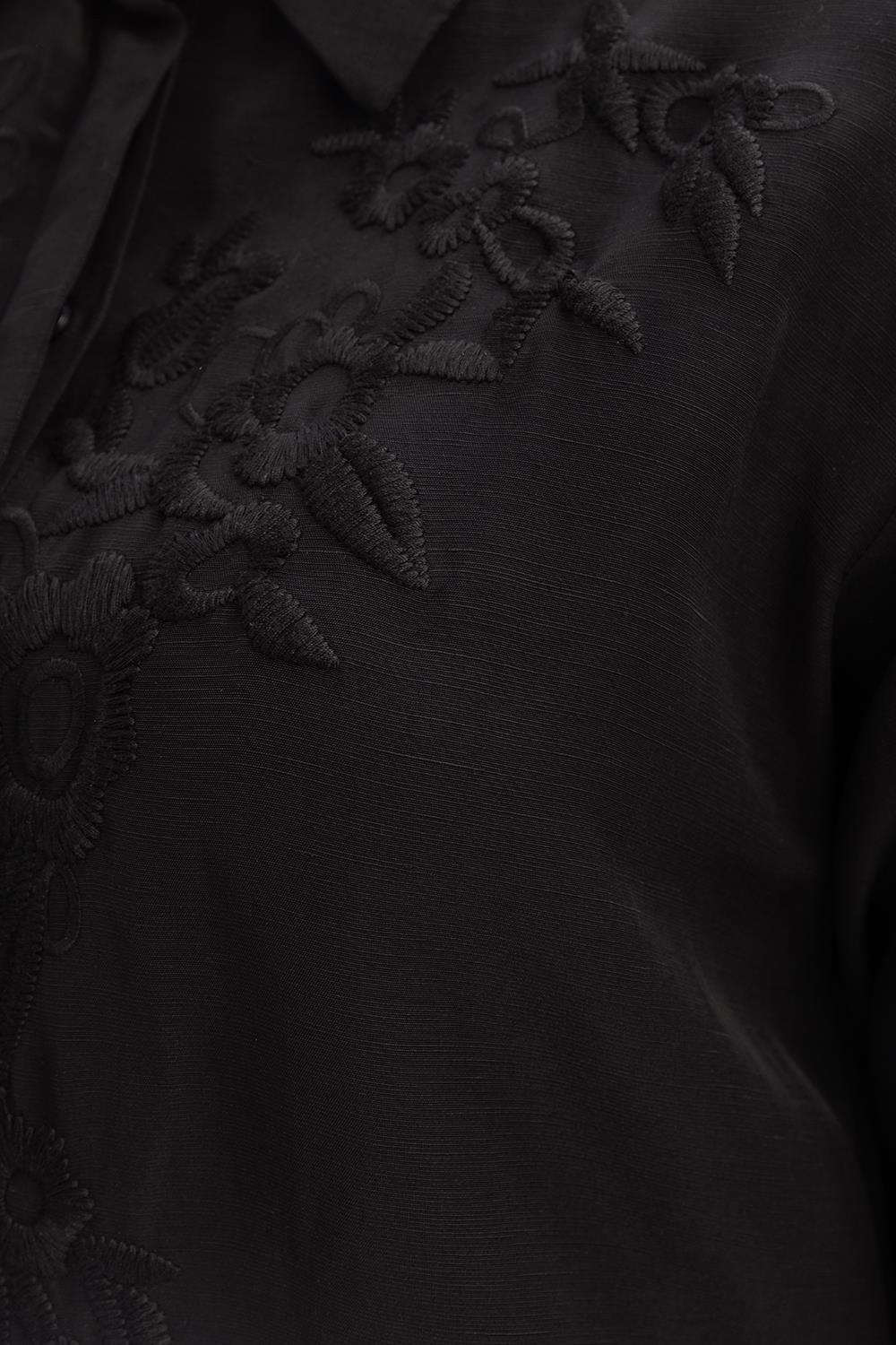 Siyah-Nakışlı Keten Gömlek