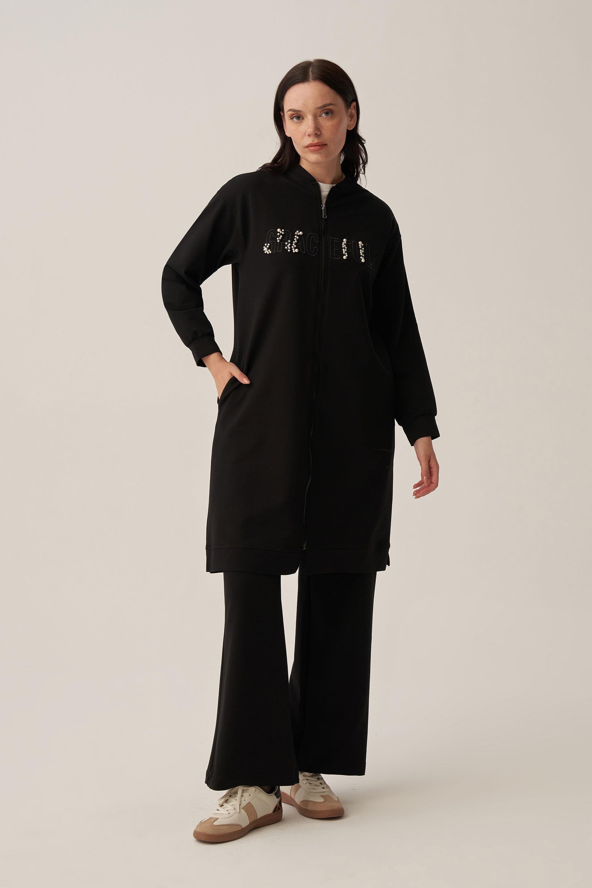 Siyah-Pamuklu Nakışlı Eşofman Takımı