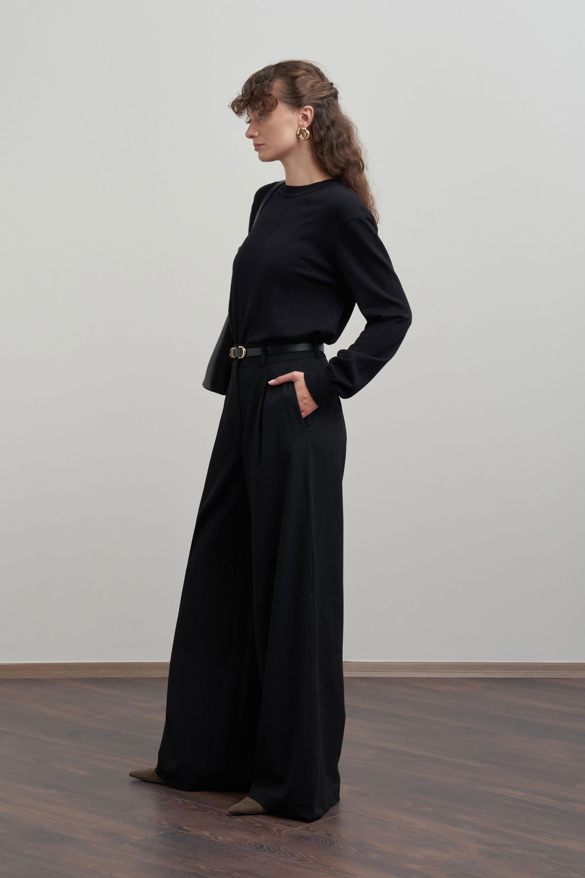 Siyah-Pileli Polyviscon Pantolon