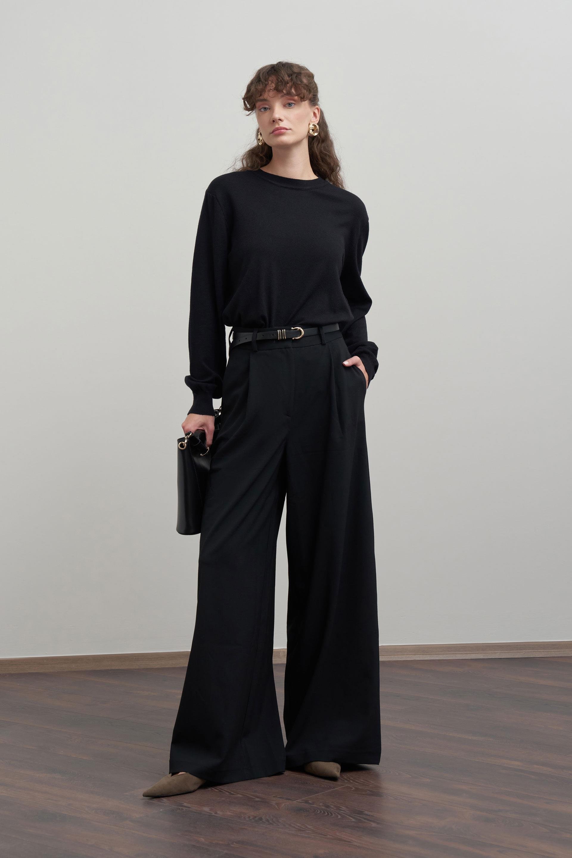 Siyah-Pileli Polyviscon Pantolon