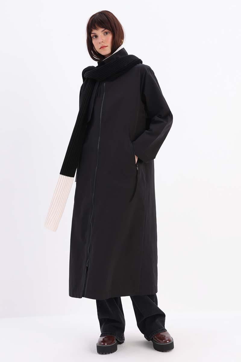 Zippered Trench Coat With Windbreaker