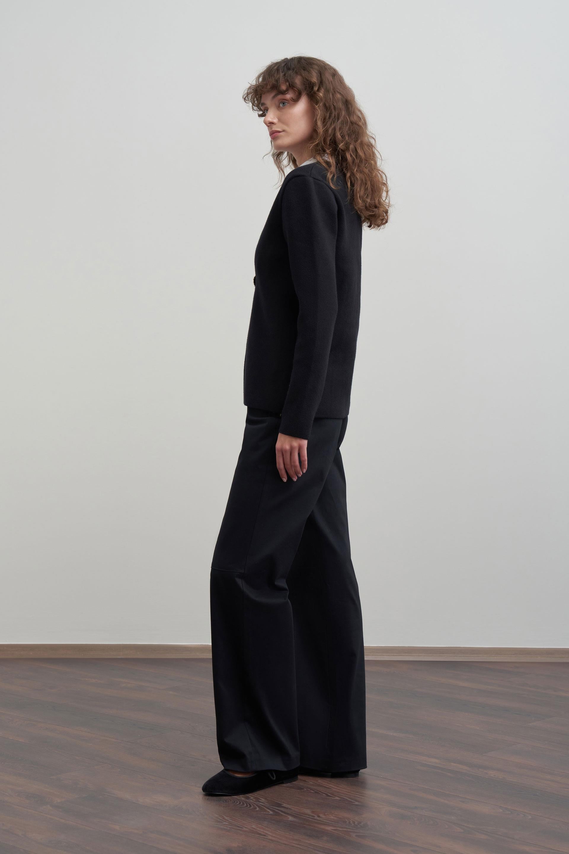 Siyah-Şal Yaka Triko Hırka