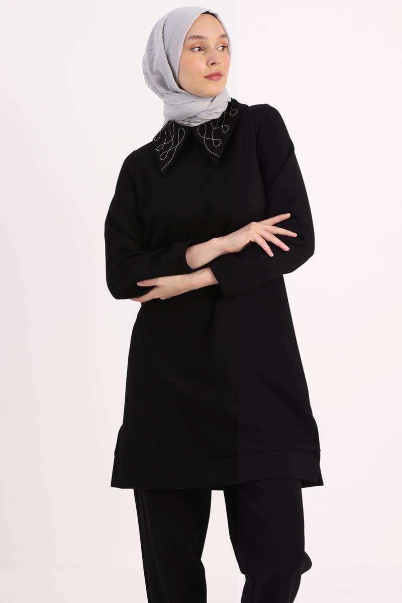 Tunic With Chain Embroidery Collar