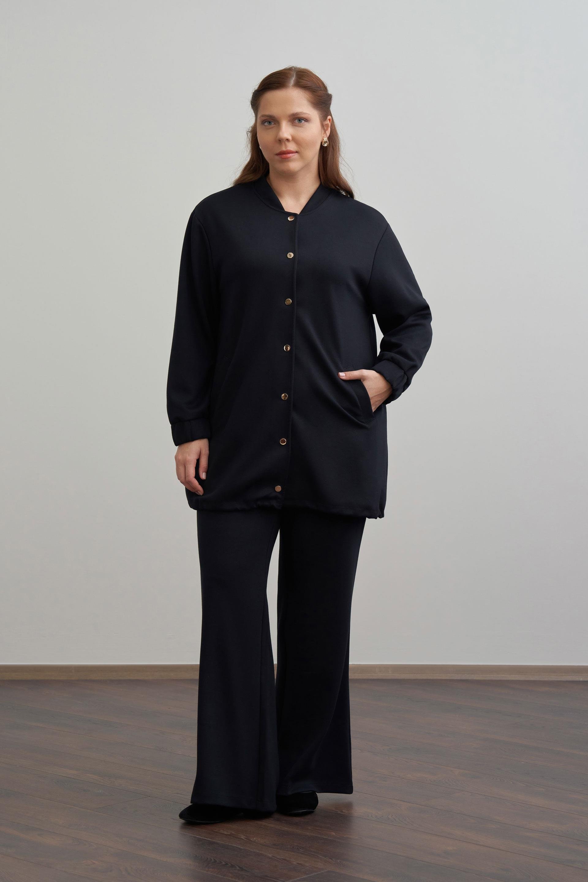 Siyah-Yumuşak Dokulu Kolej Yakalı Eşofman Takımı