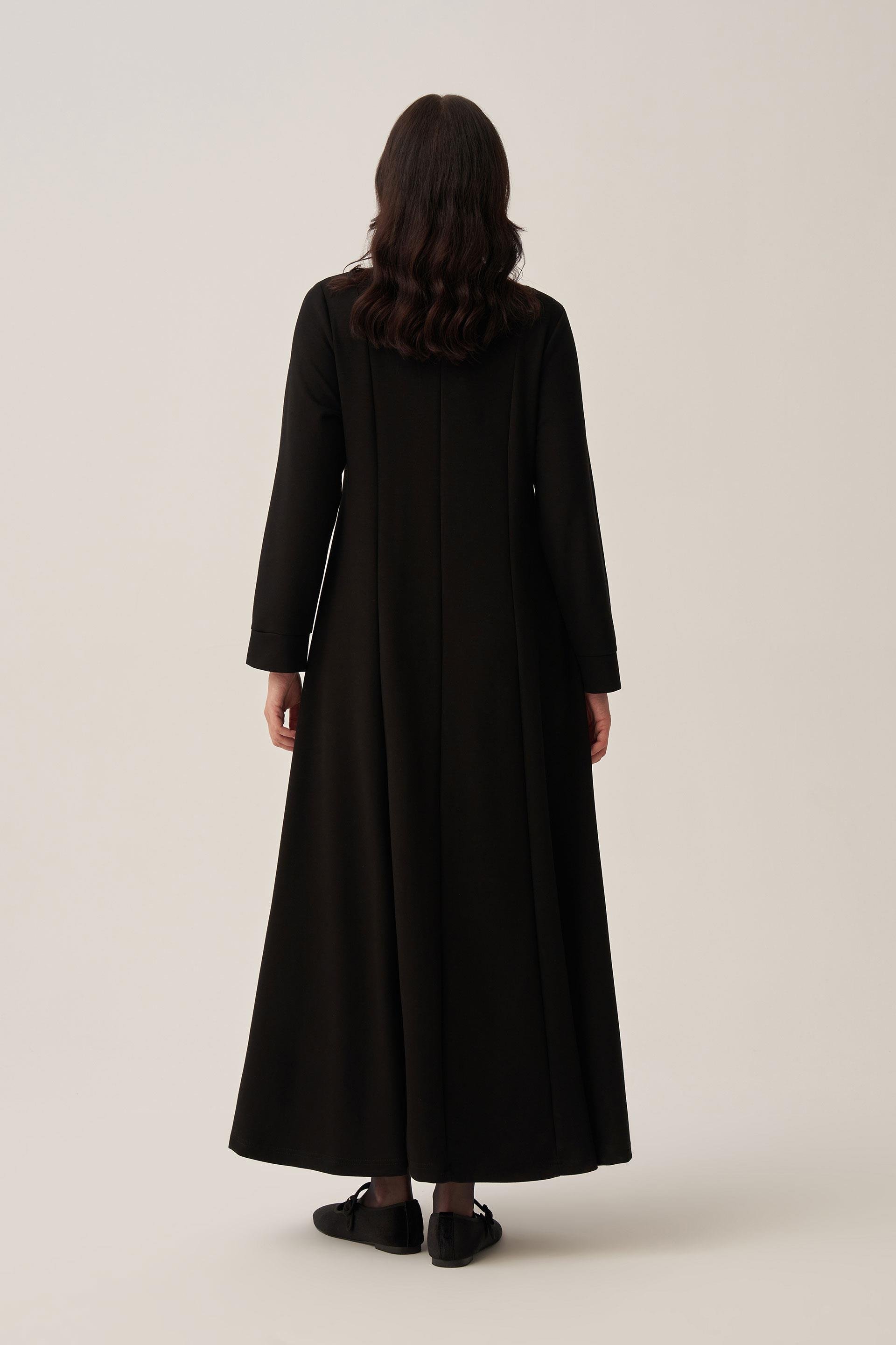 Siyah-Yumuşak Dokulu Parçalı Elbise