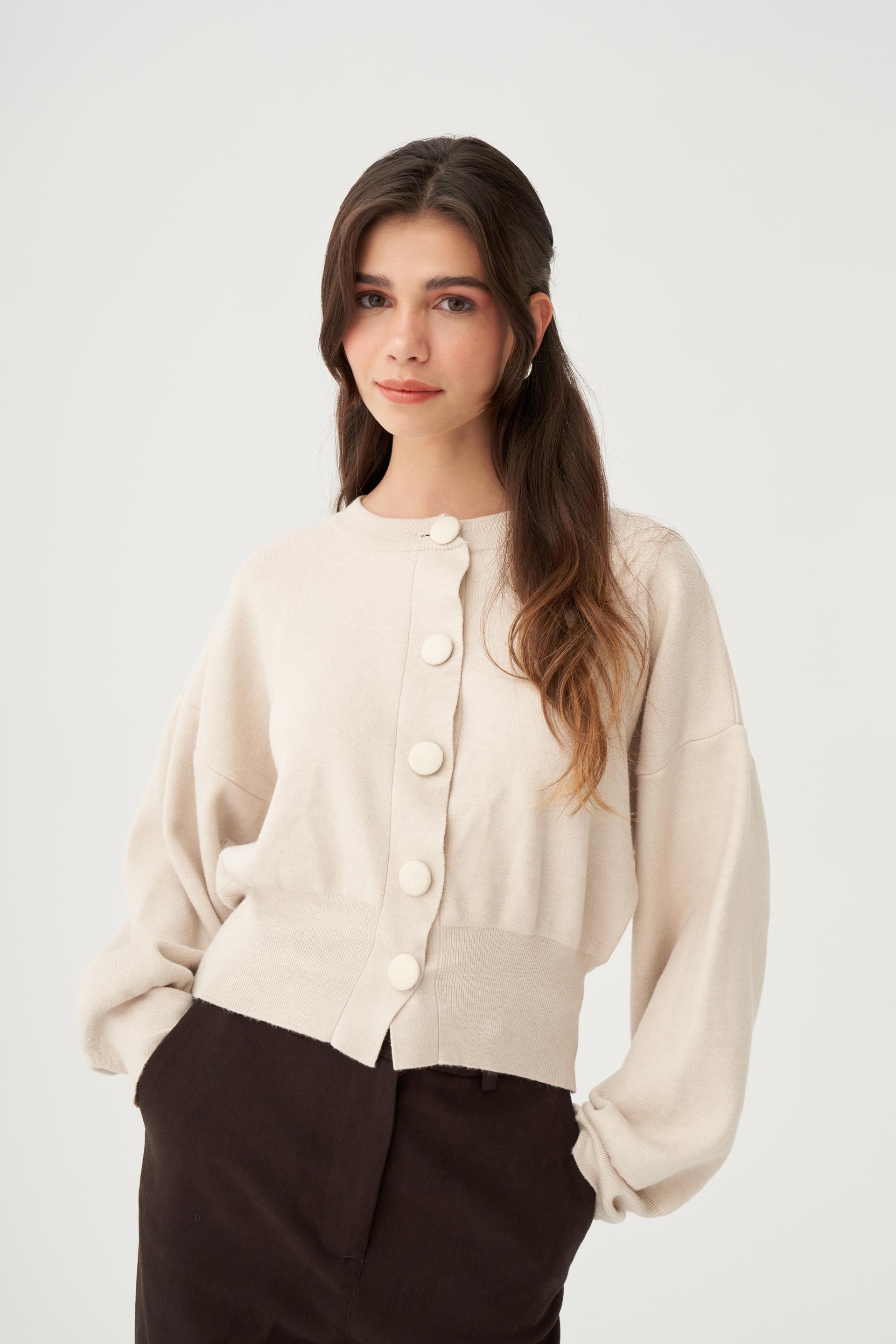 Taş-Dügmeli Triko Hırka