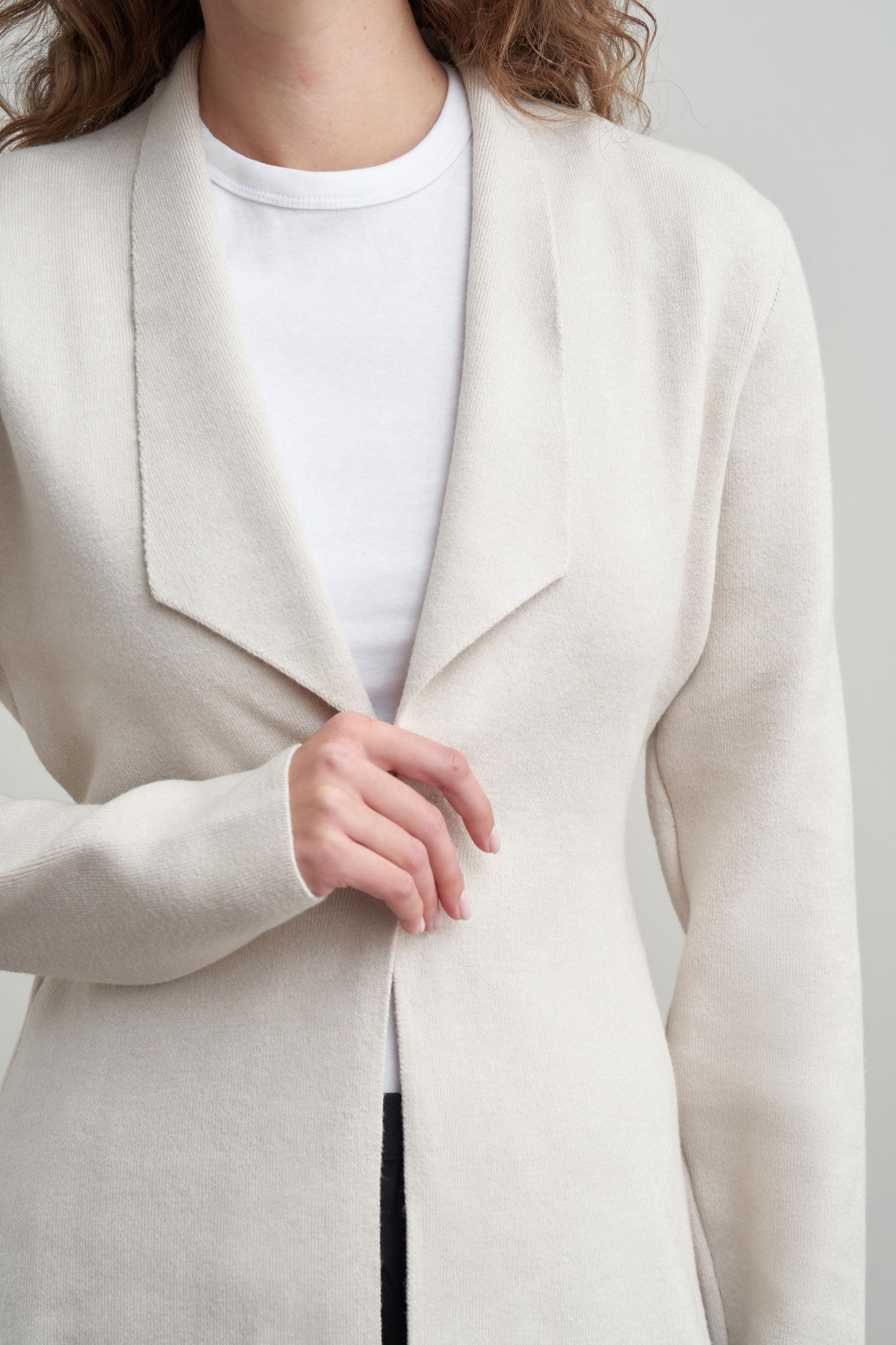 Taş-Şal Yaka Triko Hırka