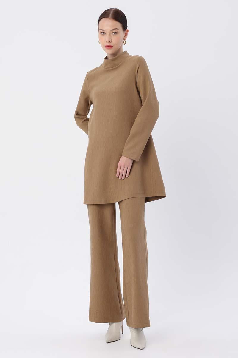 Vizon-Balıkçı Yaka Pantolonlu Takım