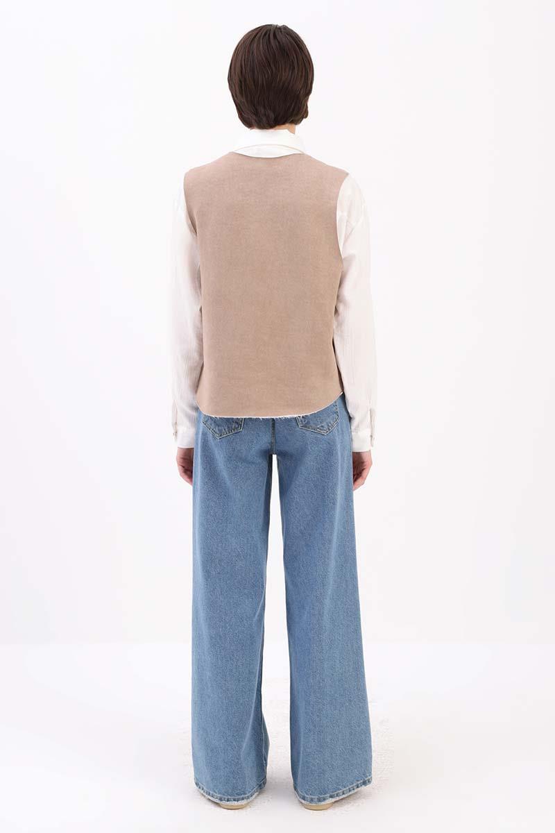 Short Vest With Pockets