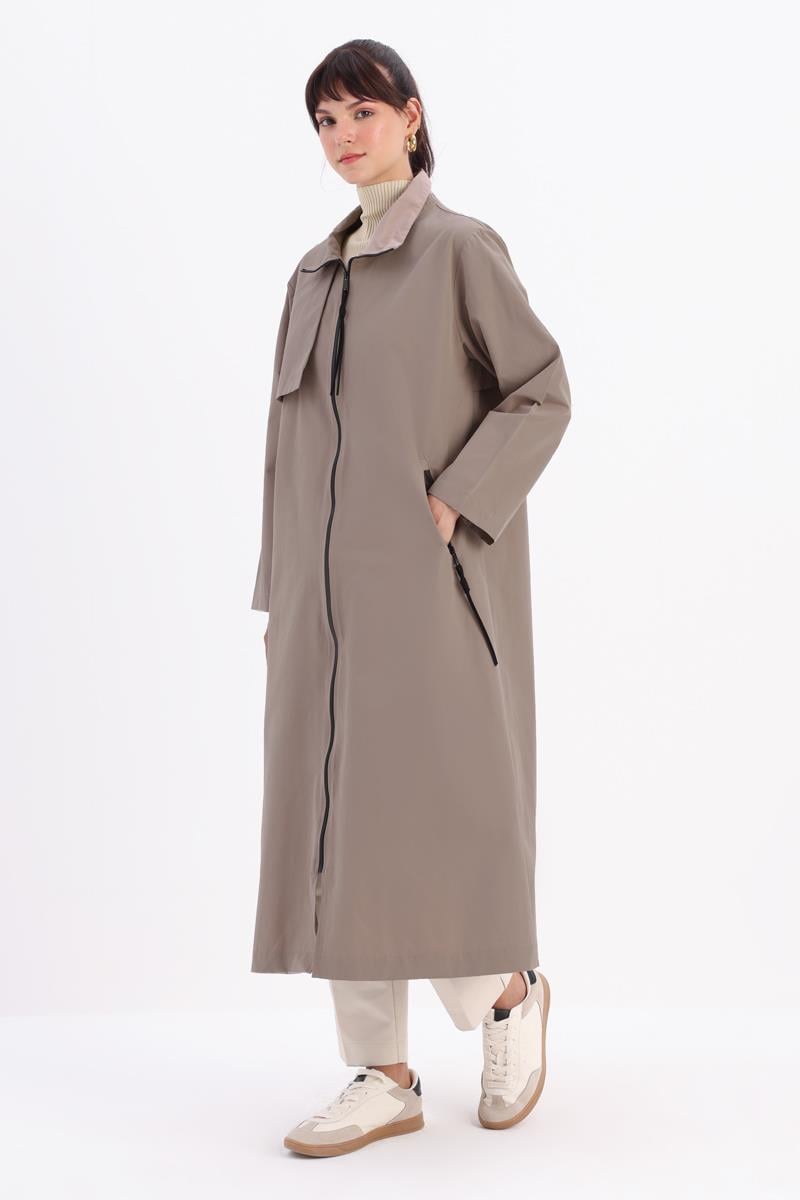 Zippered Trench Coat With Windbreaker