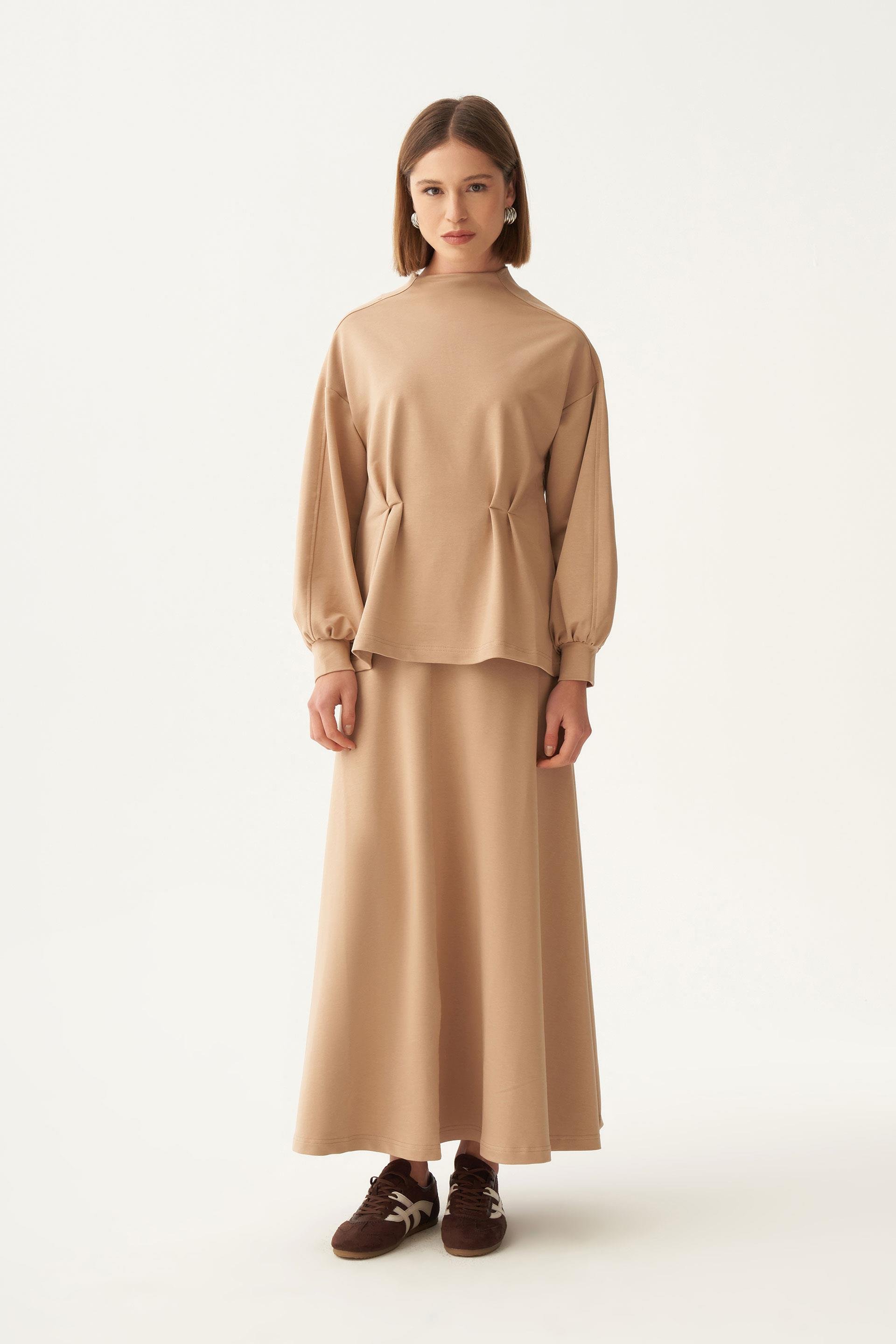 Vizon-Yumuşak Dokulu Pile Detaylı Etekli Takım