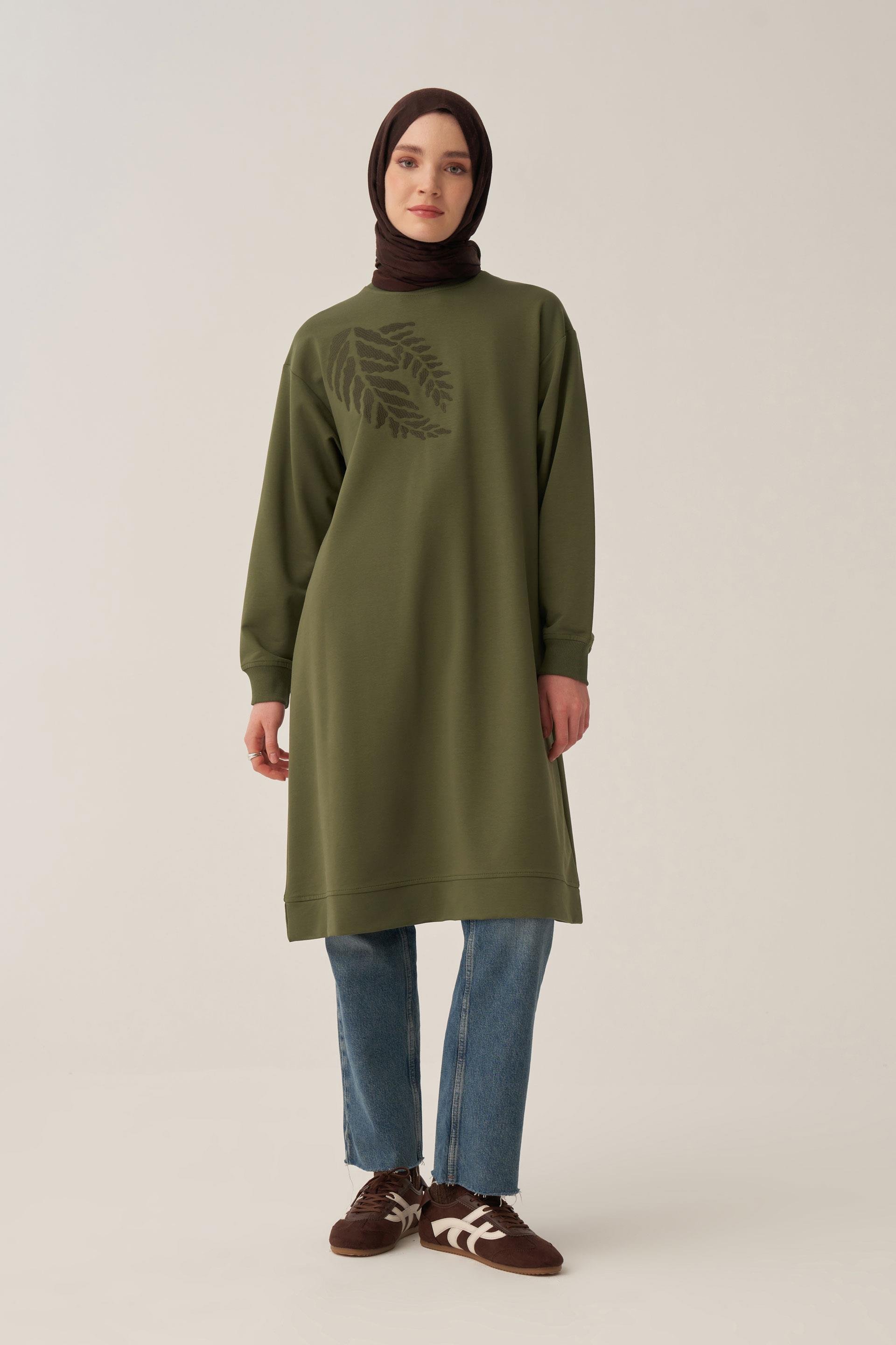 Yeşil-Pamuklu Nakışlı Uzun Tunik