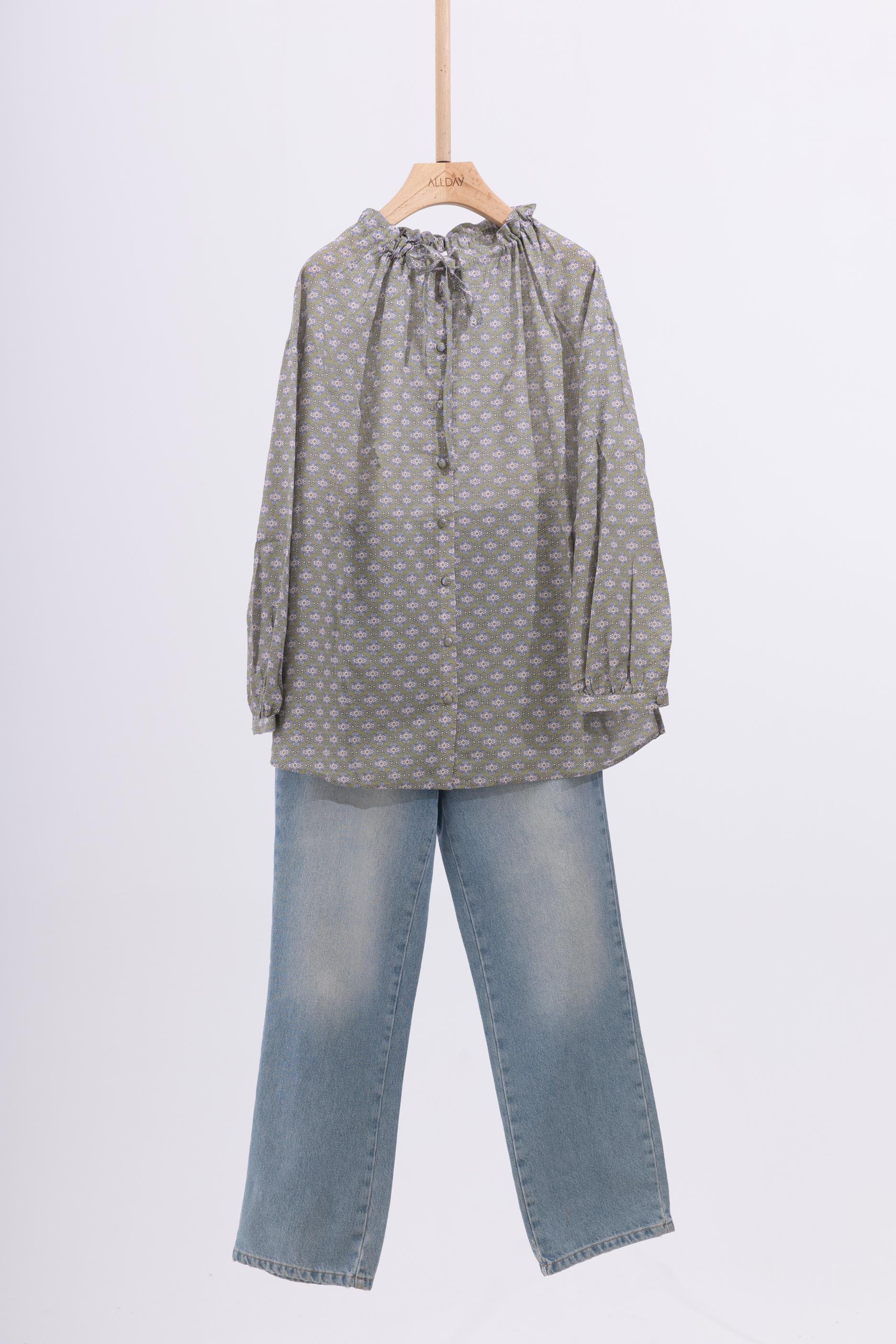 Yeşil-Pembe-Yaka Büzgülü Desenli Gömlek