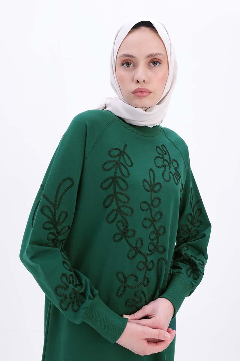 Büyük Beden Nakışlı Uzun Sweat Tunik