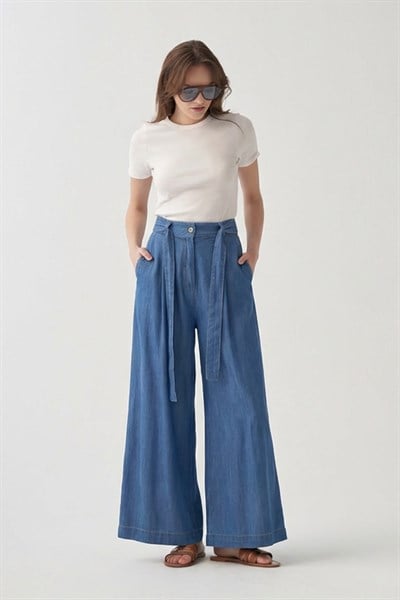 Açık Mavi-Kemerli Pileli Bol Paça Denim Pantolon