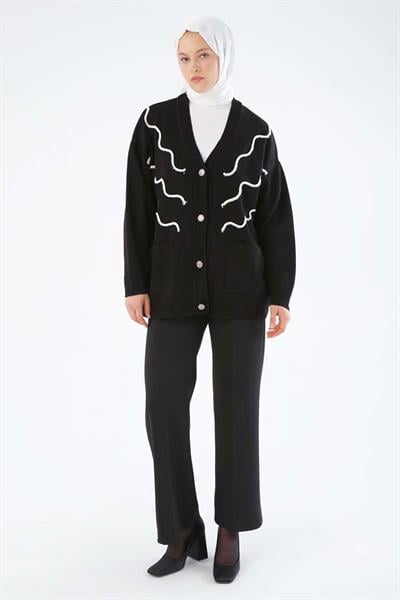 Siyah-Püskül Nakışlı V Yaka Triko Hırka