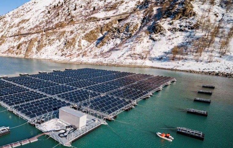 Yüzen Güneş Enerjisi Tarlaları