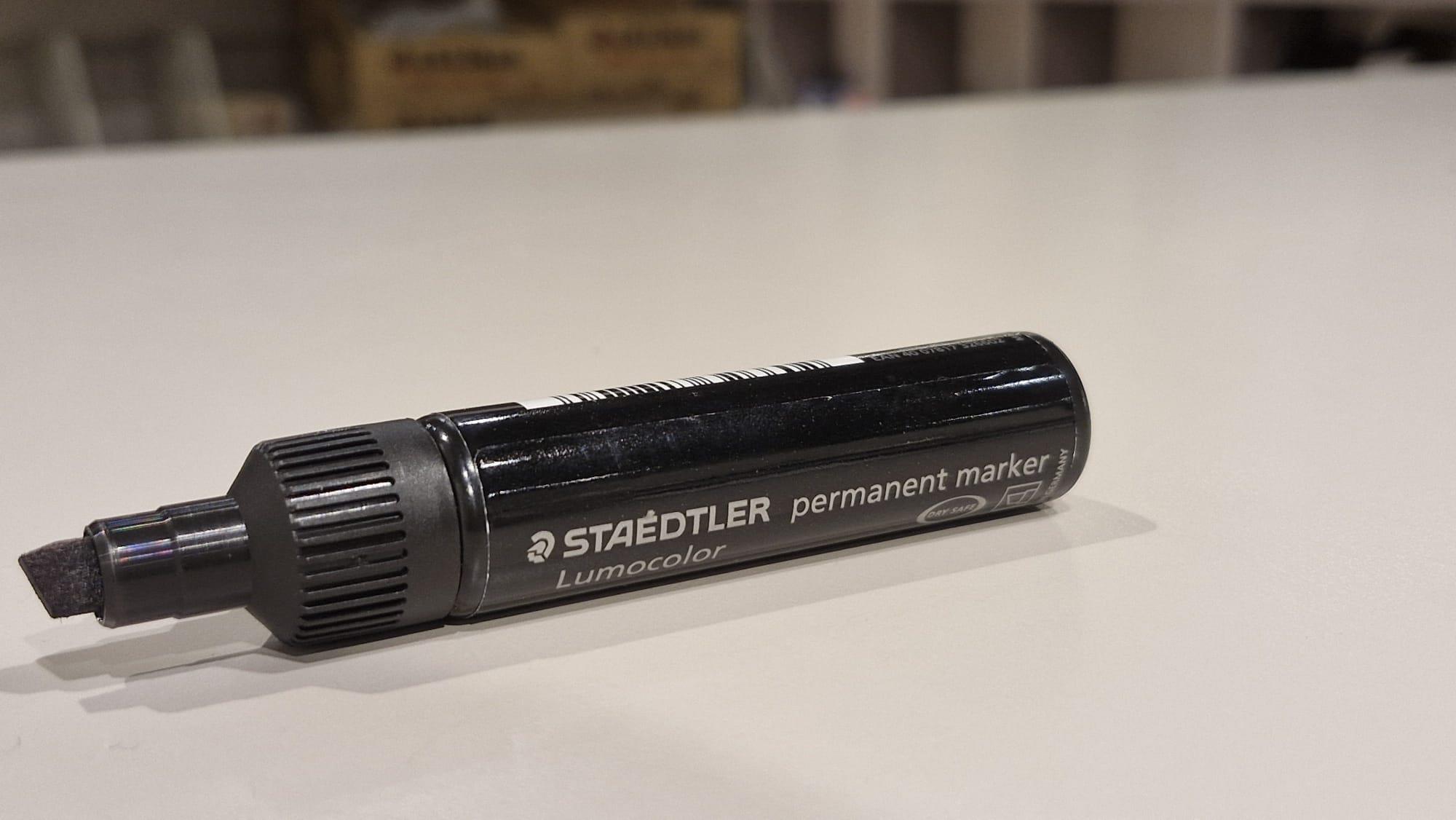 Staedtler Siyah Kesik Uç Lumocolor Permament (1-385-9)