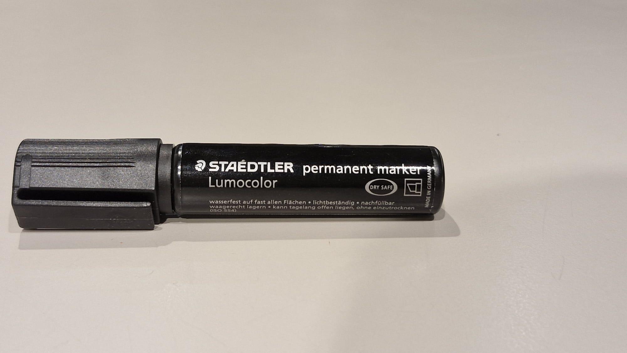 Staedtler Siyah Kesik Uç Lumocolor Permament (1-385-9)