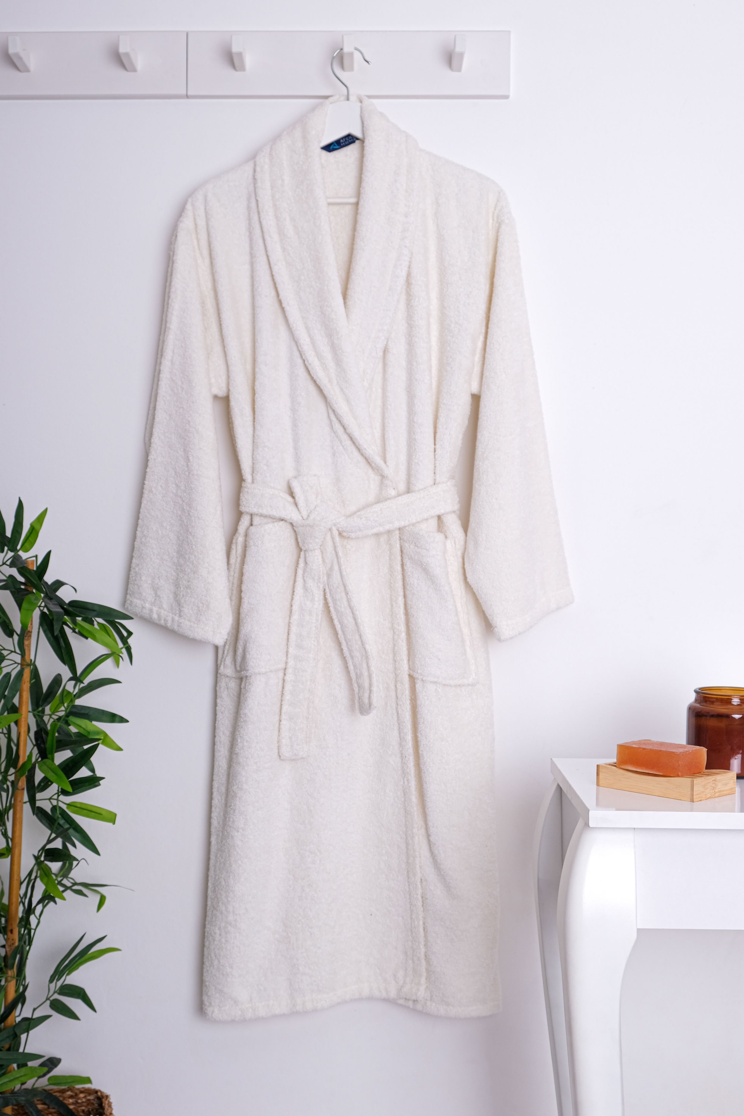Afeks Home Beyaz L-XL Beden Şal Yaka Bornoz (AFEKSHOME.40046)