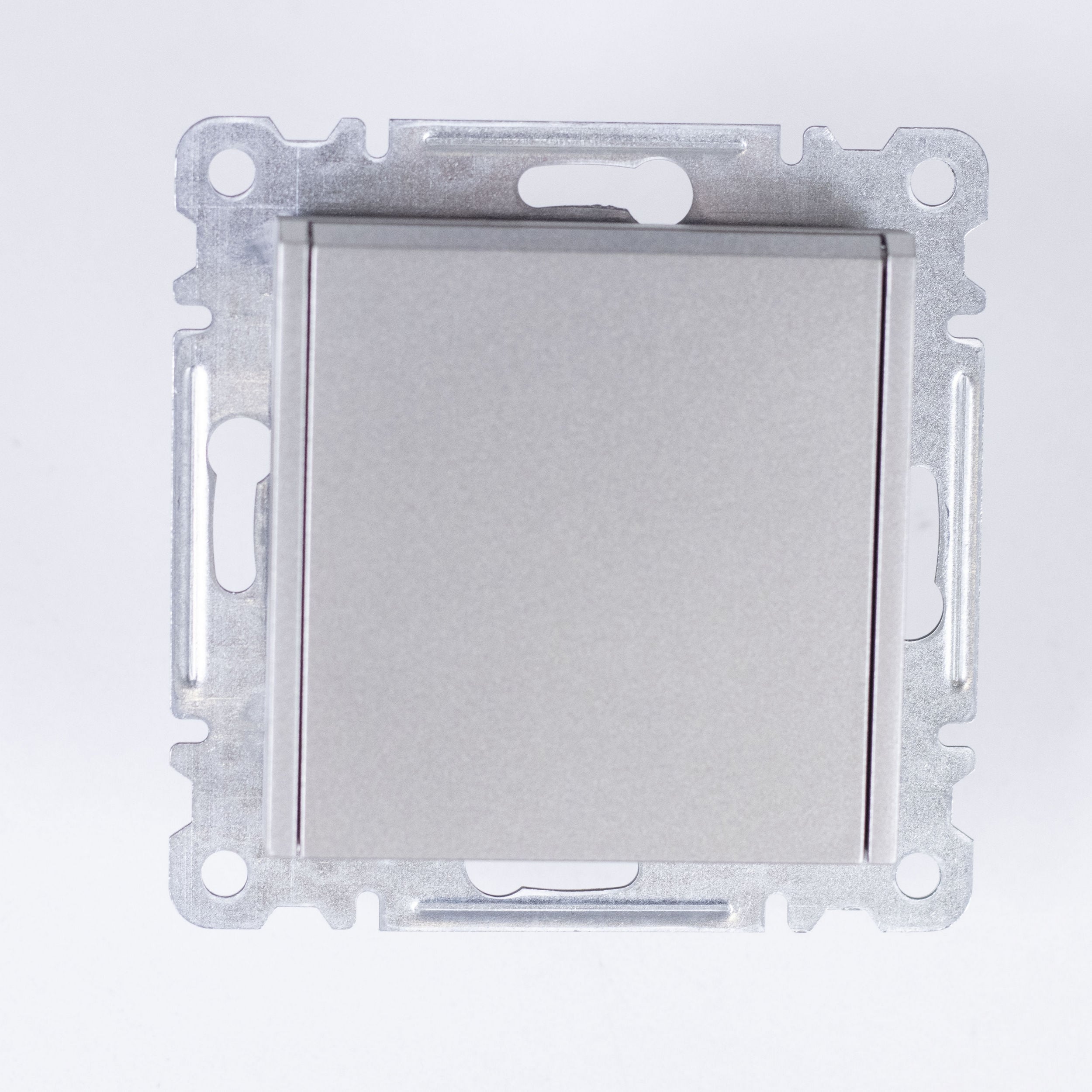 Makel Yeşil Karea Kapaklı Topraklı Priz Modül + Kapak (MAKEL.57052029)