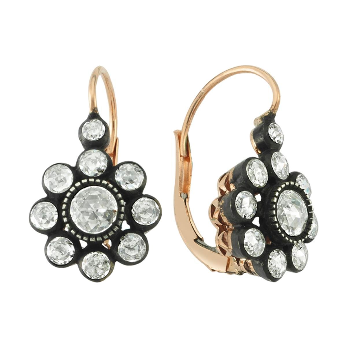  Karat Elmas Gül Küpe